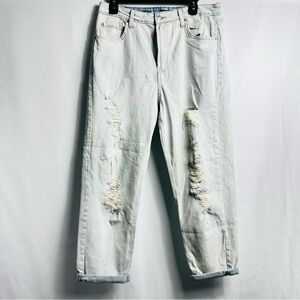 Wild Fable Women’s Sz 12 Light Wash Distressed Highest Rise Mom Jeans